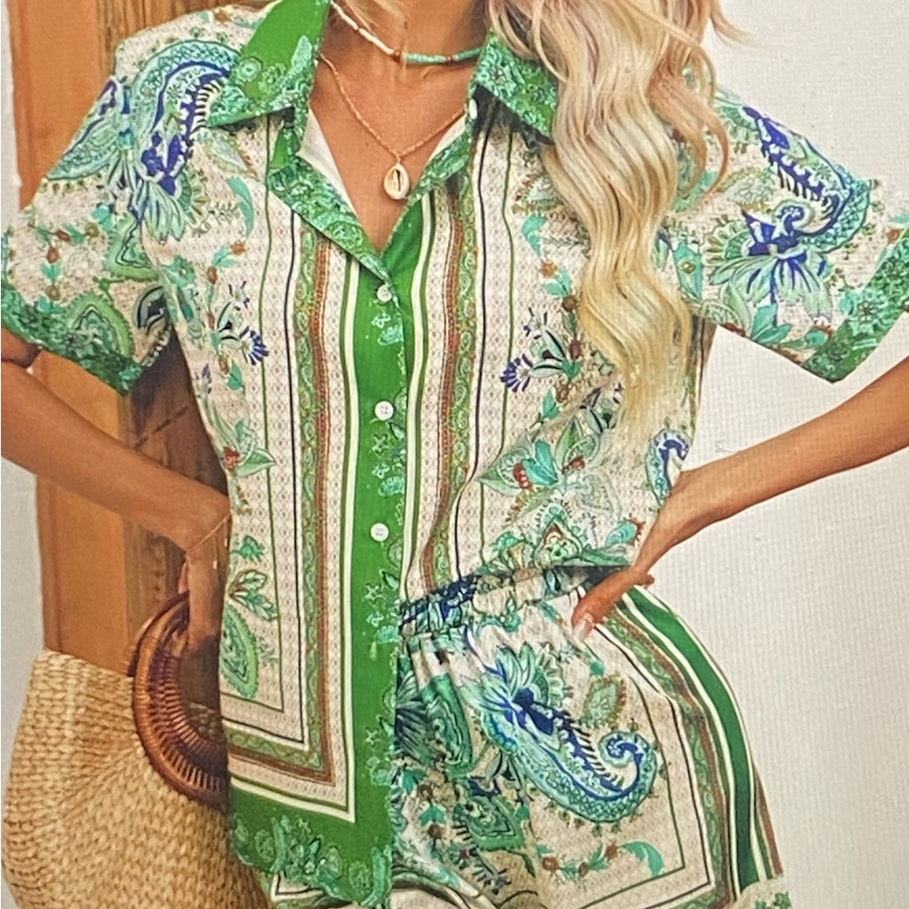 Green Paisley Button-Up Shirt